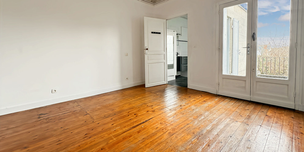 appartement à BORDEAUX (33000)