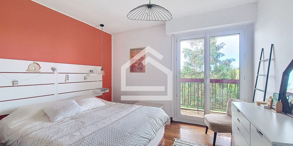 appartement à BORDEAUX (33000)