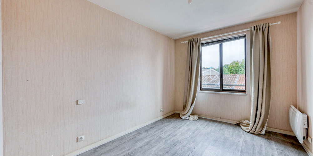 appartement à BORDEAUX (33200)