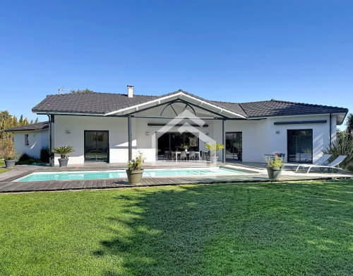 maison  GUJAN MESTRAS