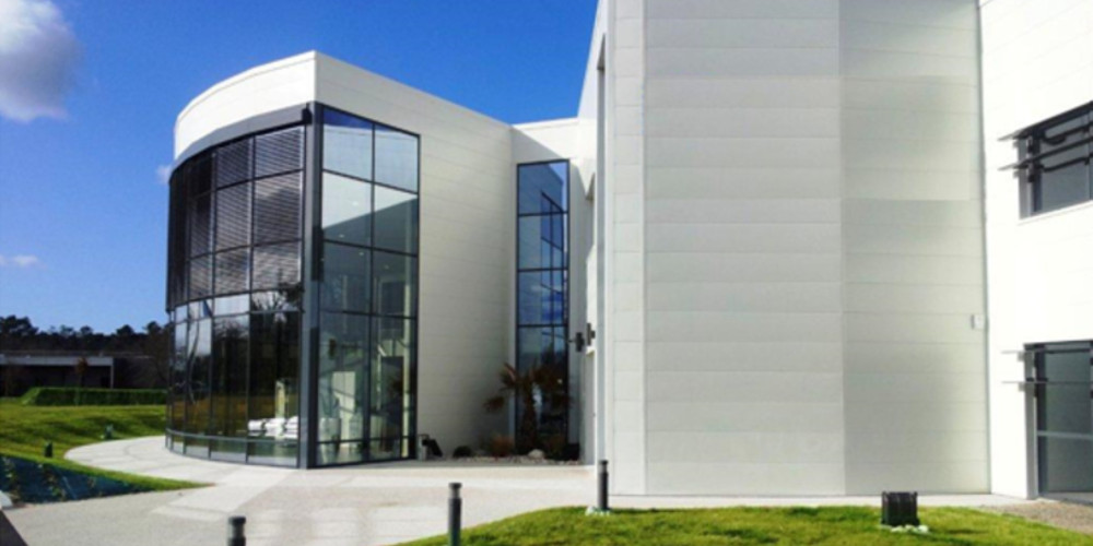 local industriel à LE HAILLAN (33185)