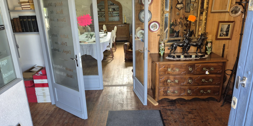 immeuble à SAUVETERRE DE GUYENNE (33540)