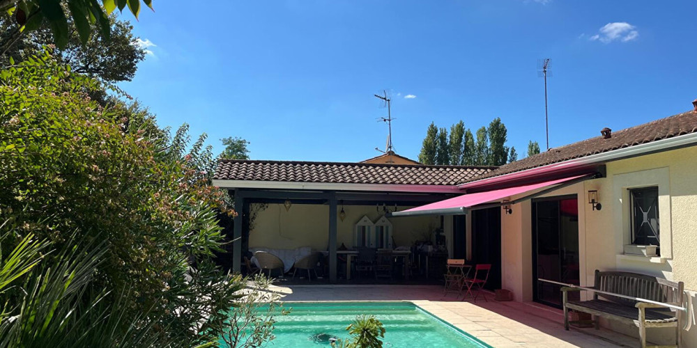 maison à MERIGNAC (33700)