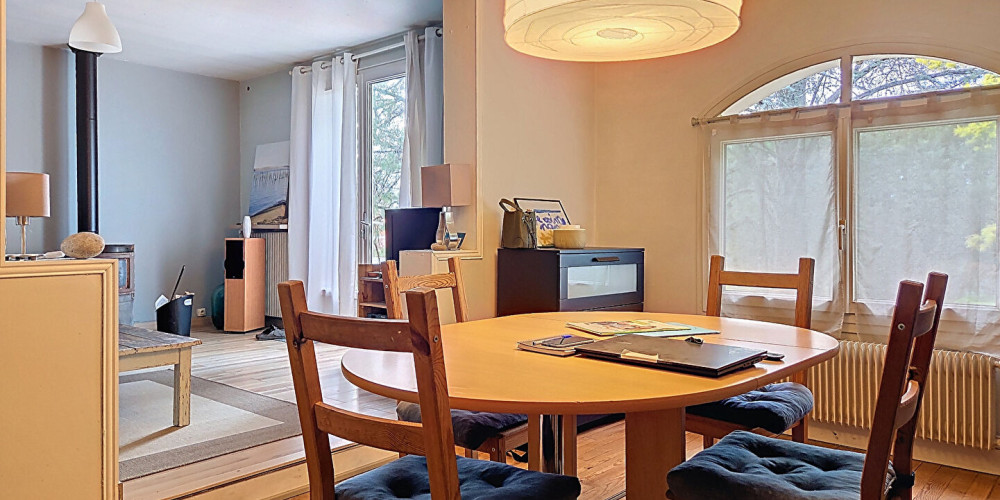 maison à ST DENIS DE PILE (33910)