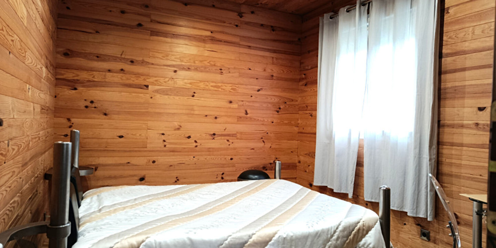 maison à LE TUZAN (33125)