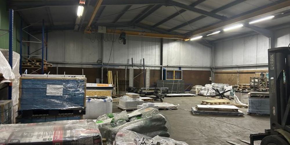 local industriel à ST MARIENS (33620)