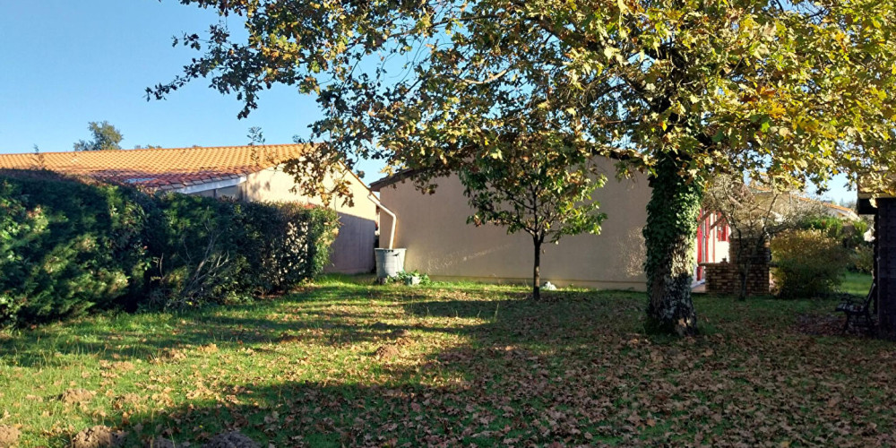 maison à LE HAILLAN (33185)