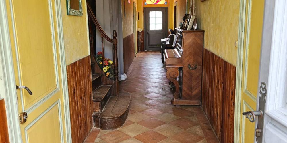 maison à ST ANDRE DU BOIS (33490)