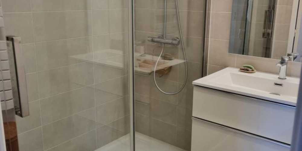 appartement à BORDEAUX (33300)