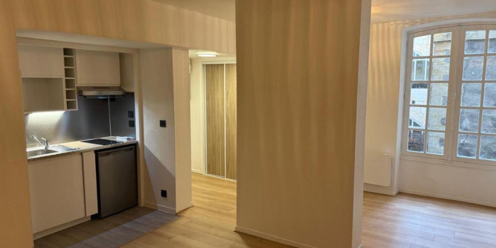 appartement à BORDEAUX (33000)