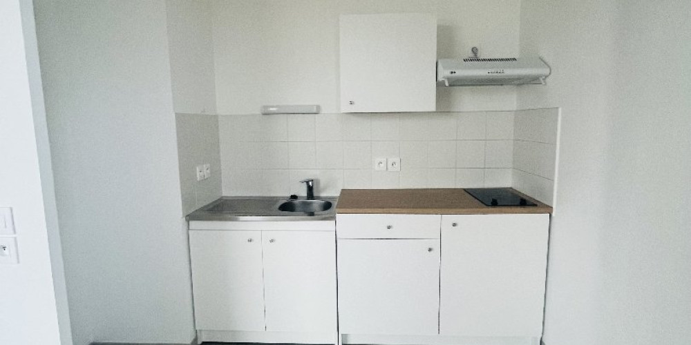 appartement à BORDEAUX (33300)