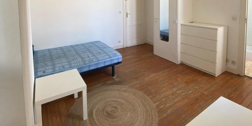 appartement à BORDEAUX (33800)