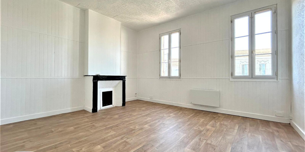 maison à COUTRAS (33230)