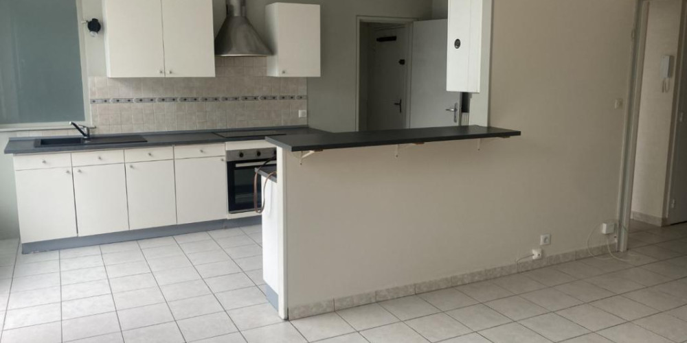 appartement à BRUGES (33520)