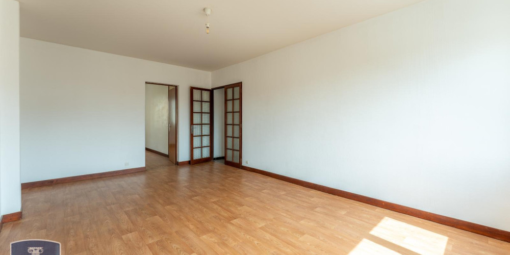 appartement à BORDEAUX (33800)