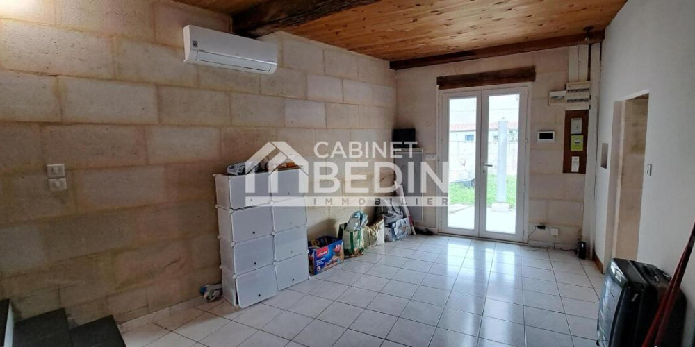 maison à IZON (33450)