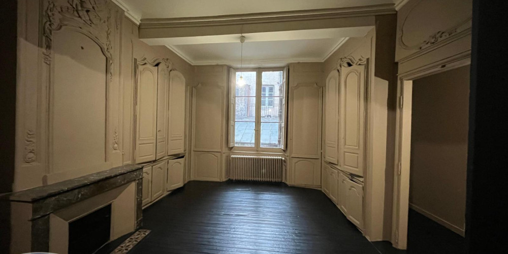 appartement à BORDEAUX (33000)