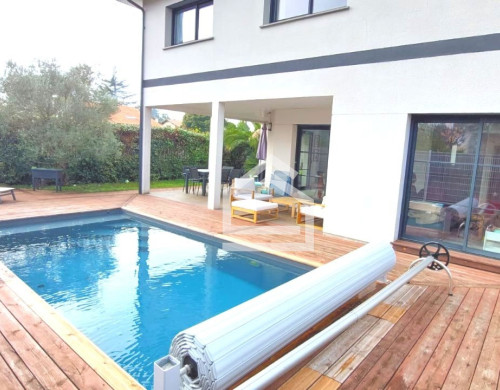 maison  LE TAILLAN MEDOC