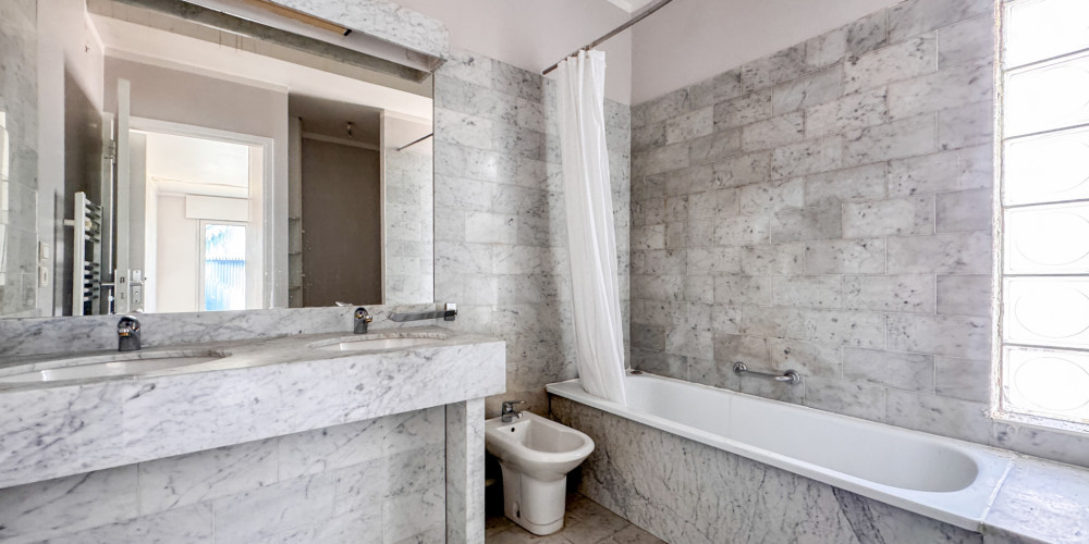 appartement à BORDEAUX (33000)