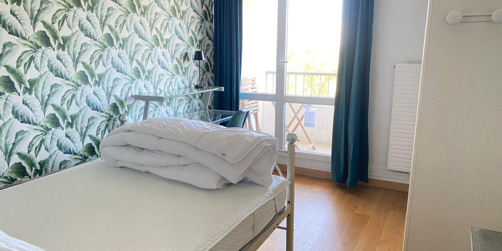appartement à BORDEAUX (33300)