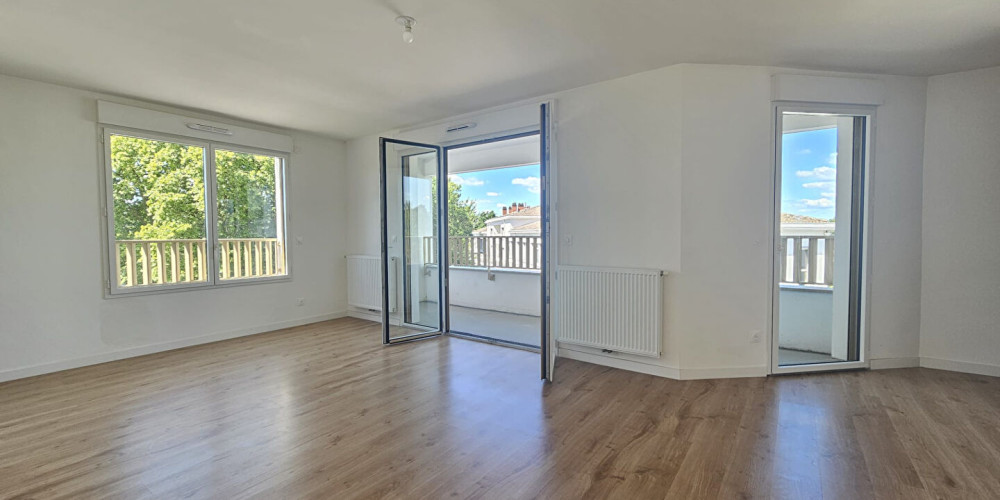 appartement à VILLENAVE D ORNON (33140)
