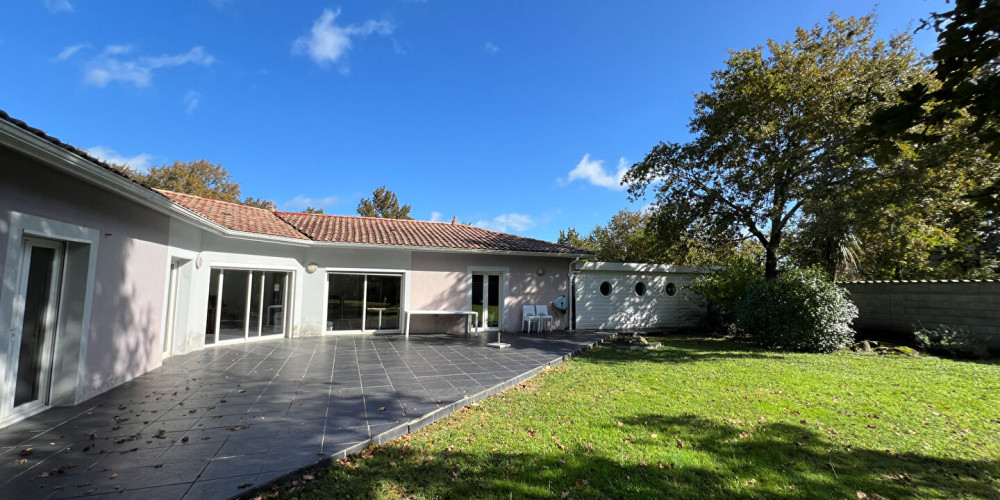 maison à ST MEDARD EN JALLES (33160)