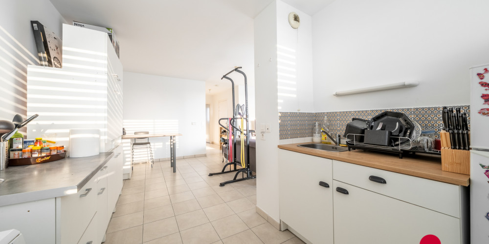 appartement à BORDEAUX (33300)