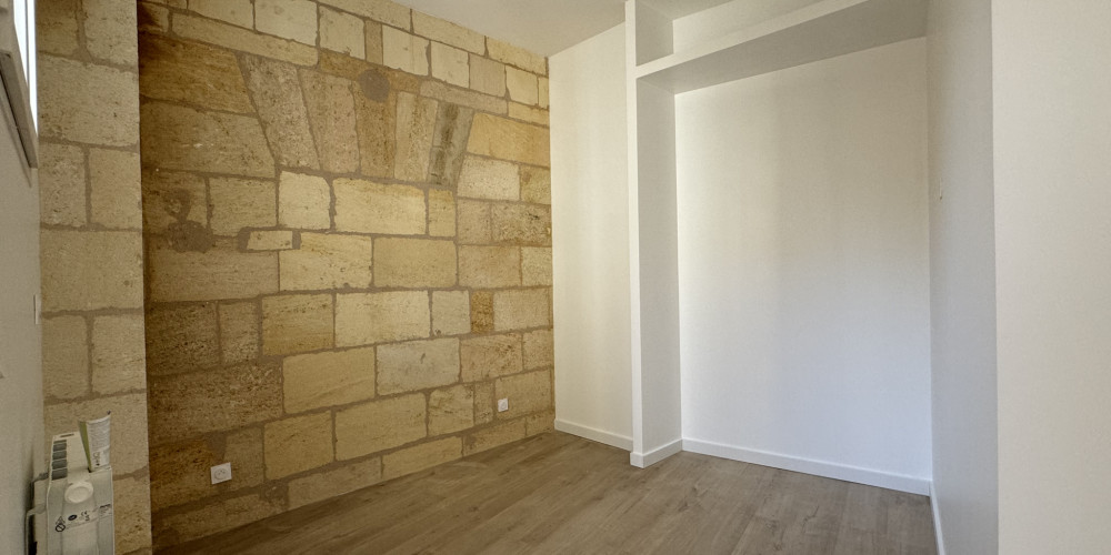 appartement à BORDEAUX (33800)