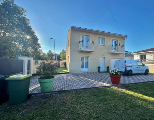 maison  PESSAC