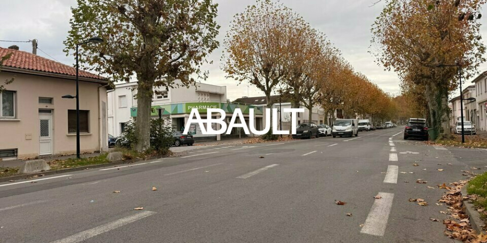 local commercial à BORDEAUX (33300)
