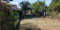 terrain à VAYRES (33870)