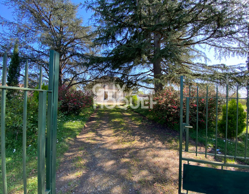 maison  ST MEDARD DE GUIZIERES