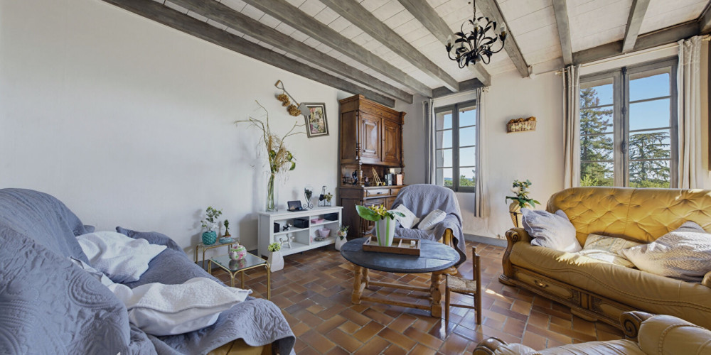 maison à GENISSAC (33420)