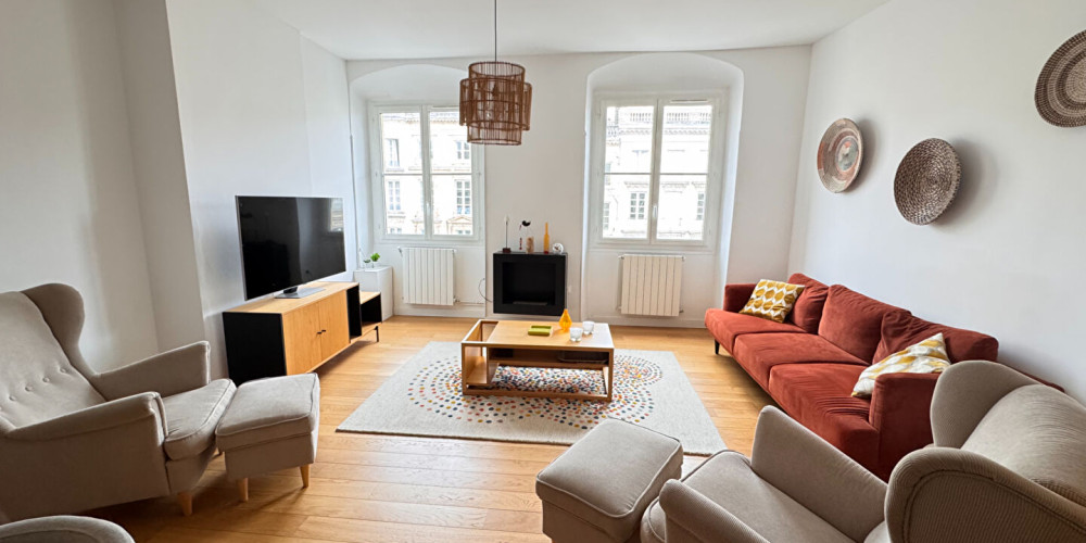 appartement à BORDEAUX (33000)