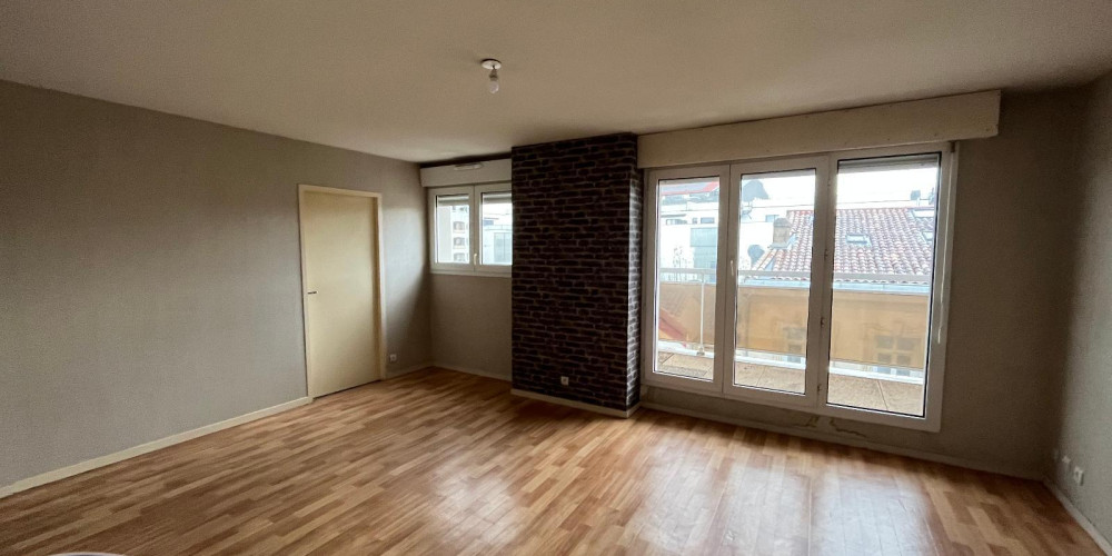 appartement à BORDEAUX (33000)
