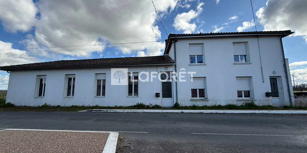 immeuble à MONPRIMBLANC (33410)