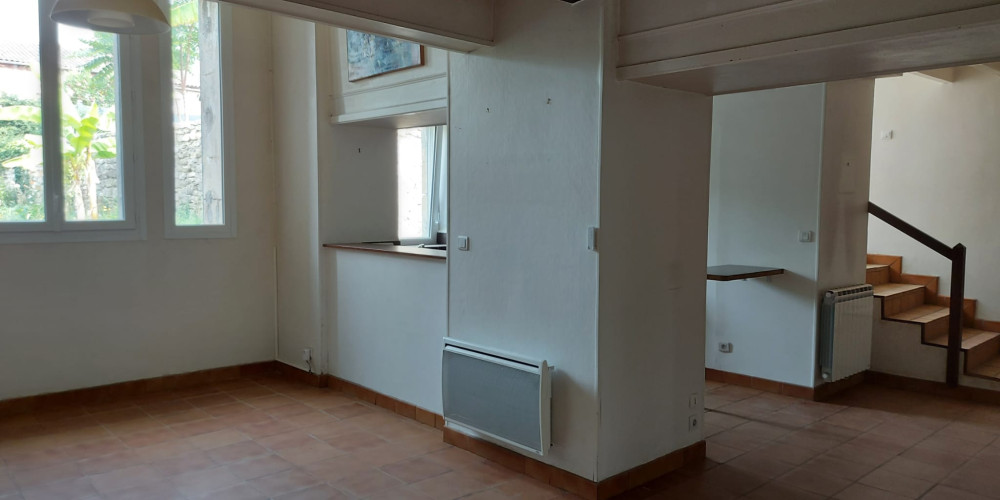 maison à SAUVETERRE DE GUYENNE (33540)