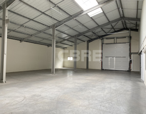 local industriel  PESSAC