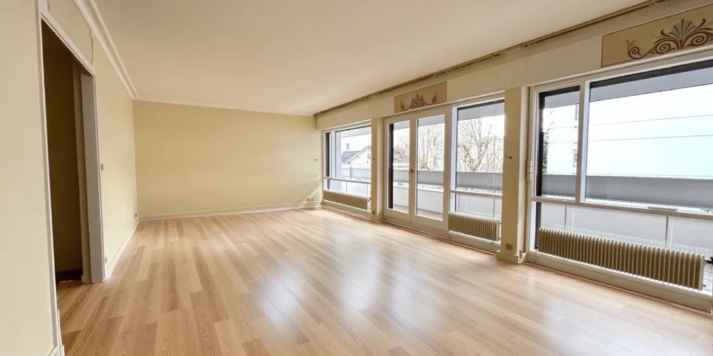 appartement à BORDEAUX (33000)