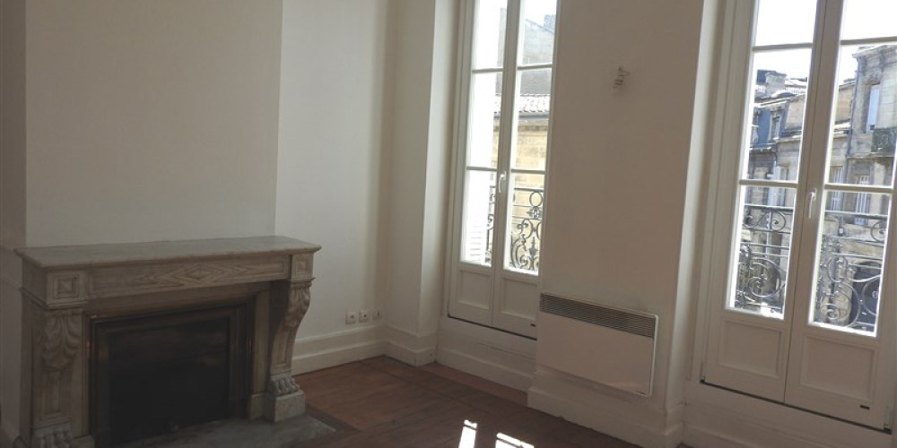 appartement à BORDEAUX (33000)