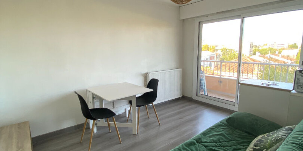 appartement à BORDEAUX (33200)