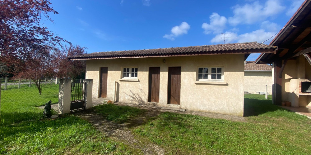maison à ARES (33740)