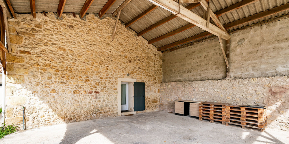 maison à BOSSUGAN (33350)