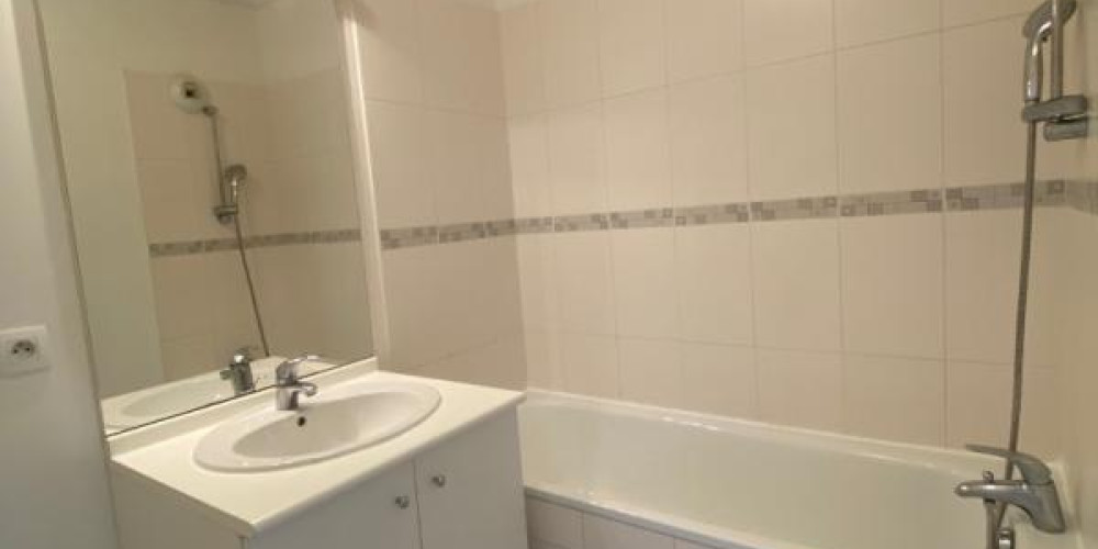 appartement à LE HAILLAN (33185)