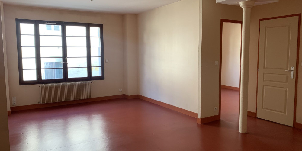 appartement à BORDEAUX (33000)