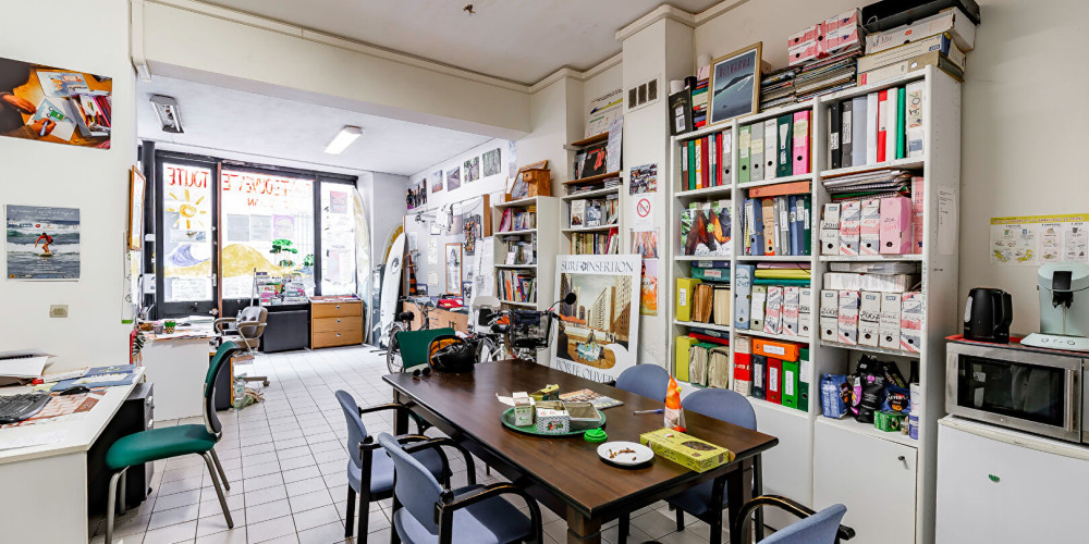 local commercial à BORDEAUX (33000)