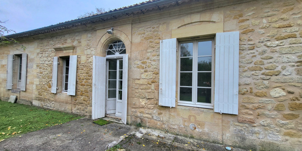 maison à PEUJARD (33240)