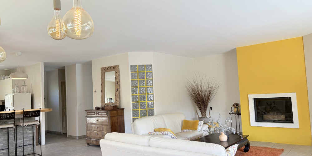 maison à FLOIRAC (33270)