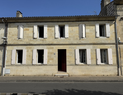 maison  LES ARTIGUES DE LUSSAC