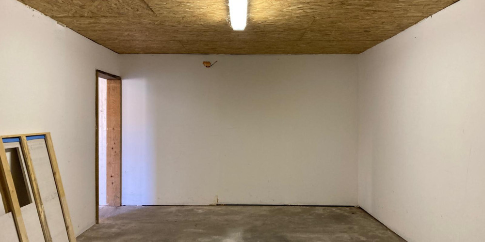 parking à SAUVETERRE DE GUYENNE (33540)